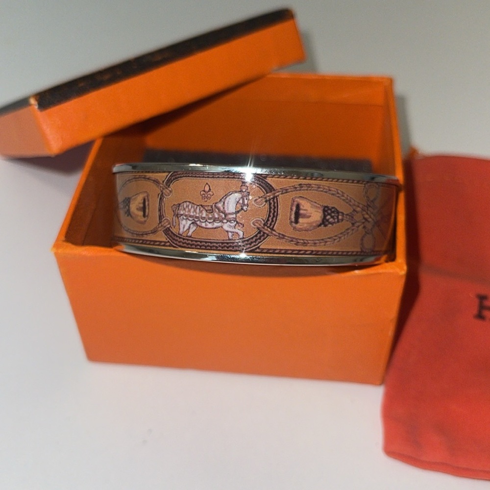 Hermes bangle, beautiful metal brown/silver bracelet.
